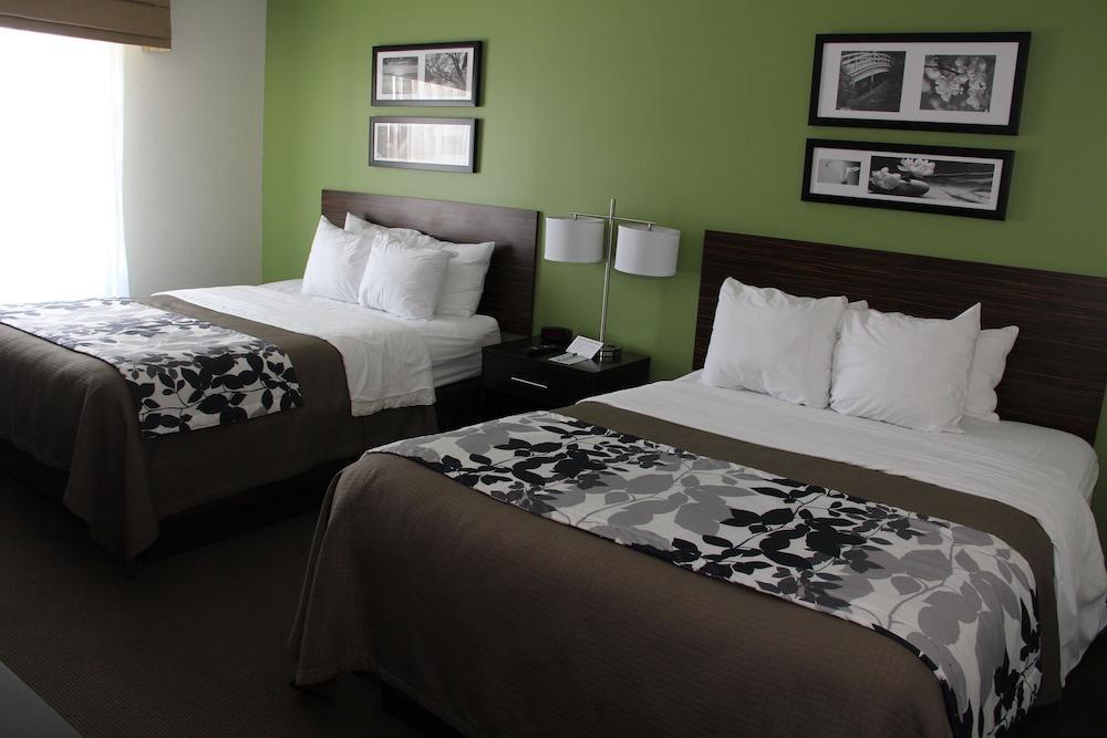 Sleep Inn & Suites Haysville Exteriör bild
