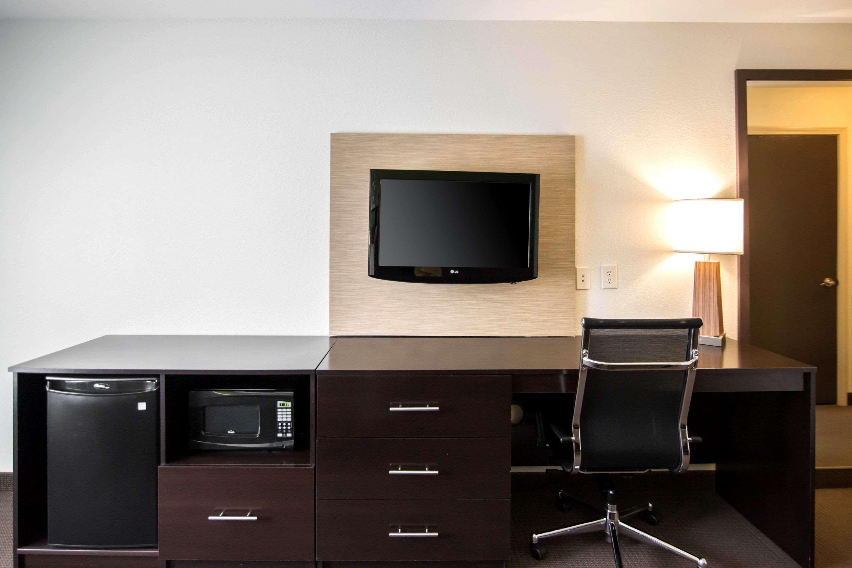 Sleep Inn & Suites Haysville Exteriör bild