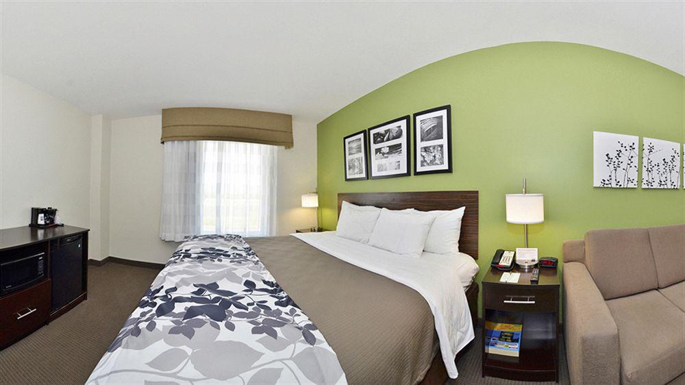 Sleep Inn & Suites Haysville Exteriör bild